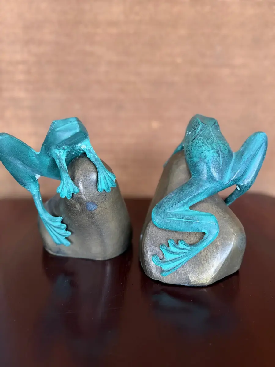 Vintage David Kay bronze verdigris frog bookends