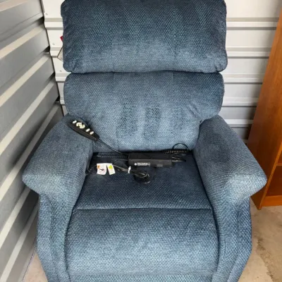 Pride Mobility / Mega Motion Power Lift Chair,  with integrated heat and variable massage features
