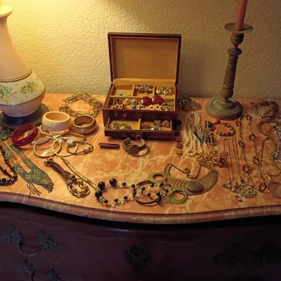 Sale Photo Thumbnail #38