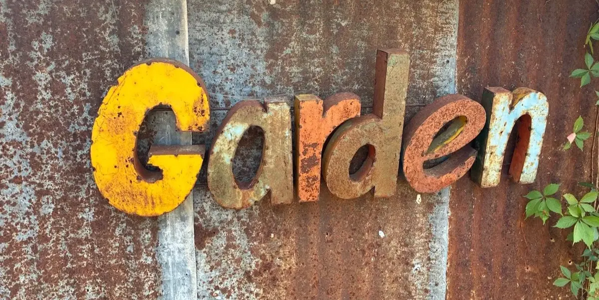 3D Rusty Metal "Garden" Sign