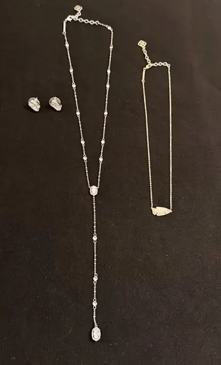 Kendra Scott necklaces and pair of earrings 