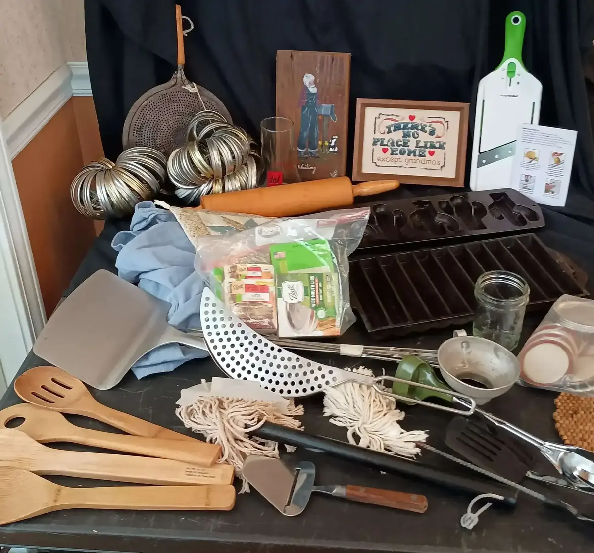 Colossal Kitchen "Can-Do" Set! 