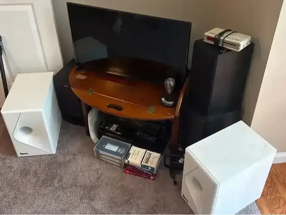 Life Is Better In Stereo!