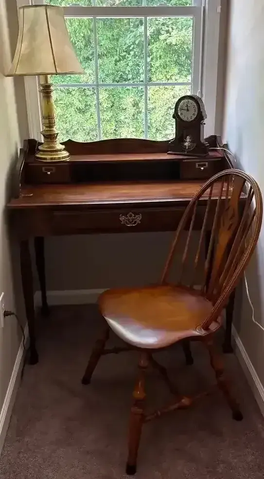 This Writing Desk Is Just Right! And It Brought Some Friends!