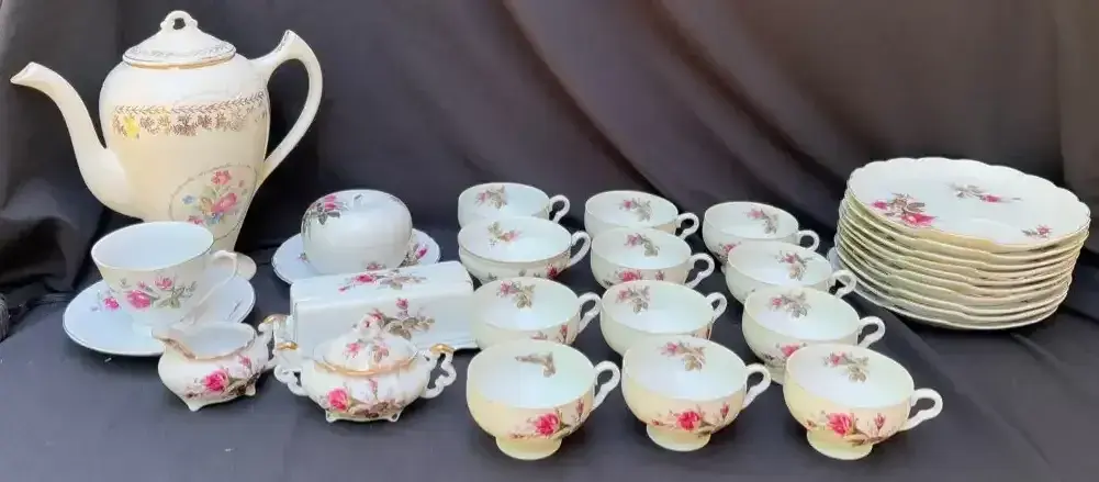 Fancy Floral Tea Set!