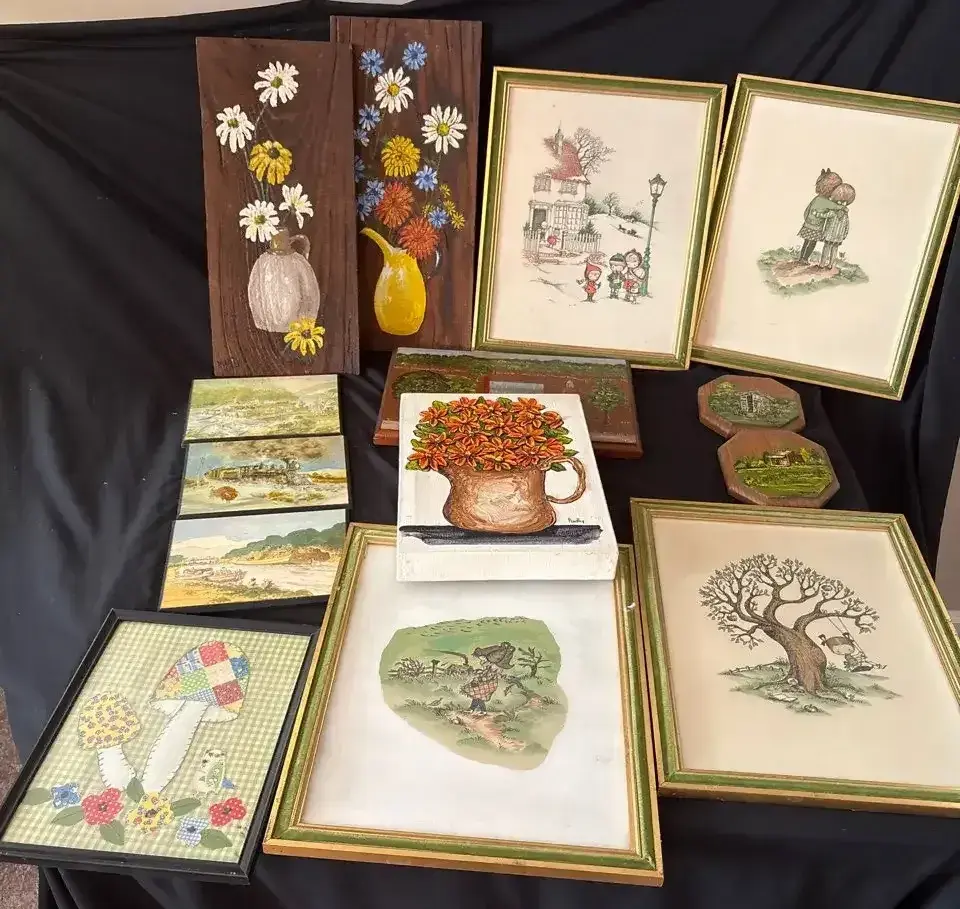 Extensive Feelgood Art Collection!