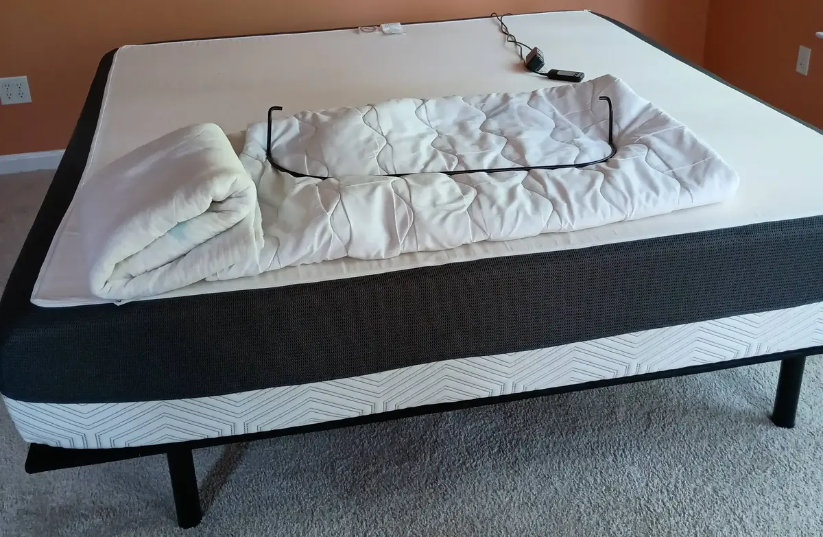 What's Better Than A King Bed? An ADJUSTABLE King Bed!