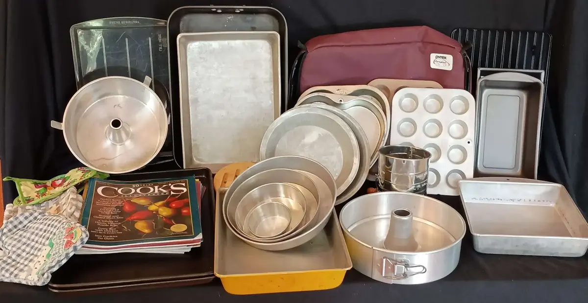 Best In Show Bakeware Bonanza!
