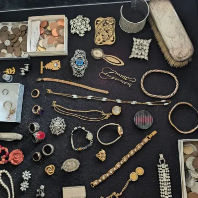 Estate sale photo