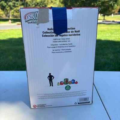 LOT 68: Christmas Inflatable Outdoor Lawn Decorations - 2pcs