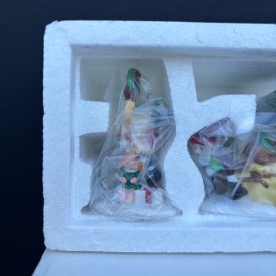 LOT 77: Dept 56 Accessories w/Original Boxes: Boulevard Lampposts, Busy Sidewalk, Tis the Season, Santa's Little Helpers, Sing a...