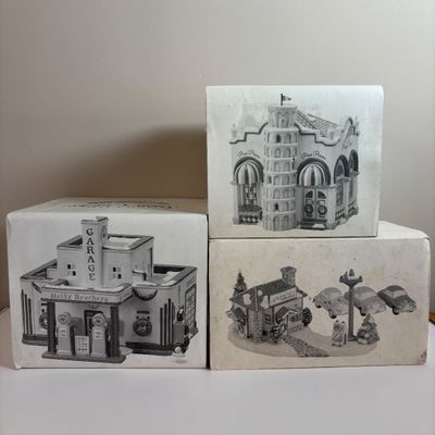 LOT 82: Dept 56 Snow Village Collection: Holly Brothers Garage, Pisa Pizza & Village Used Car Lot