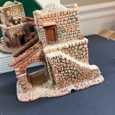 LOT 48: Dept 56 Little Town of Bethlehem - Town Gate, Gatekeeper's Dwelling and Holiday Time Nativity Accessory Pain Trees