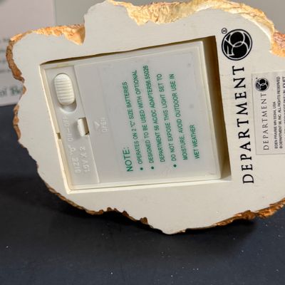 LOT 47: Dept 56 Little Town of Bethlehem- Star of Wonder Battery Operated Accessory