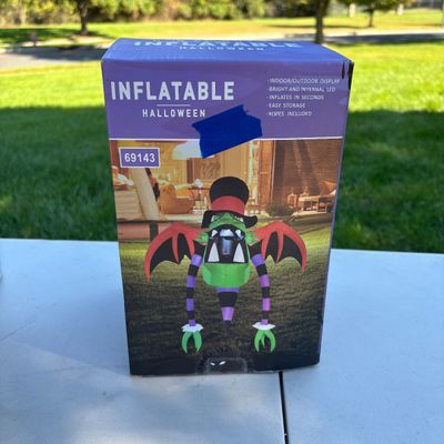 LOT 108: Halloween Inflatable Outdoor Lawn Decorations 2pcs