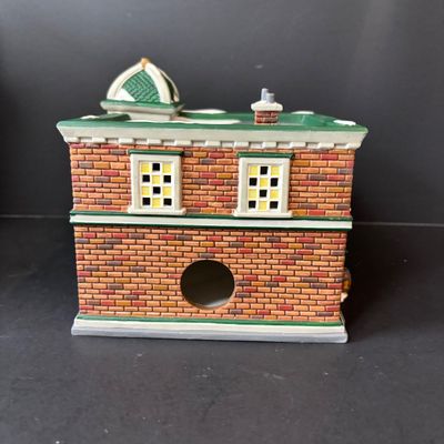 LOT 154: Department 56 Profiles The Heinz Grocery Store Christmas Village Building (4 of 6)