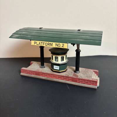 LOT 95: Dept 56 New England Series Pennsylvania Dutch Barn, Bluebird Seed & Bulb, Postern & Platform 2