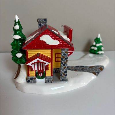 LOT 82: Dept 56 Snow Village Collection: Holly Brothers Garage, Pisa Pizza & Village Used Car Lot