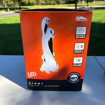 LOT 62: Halloween Inflatable Outdoor Lawn Decorations - 3pcs