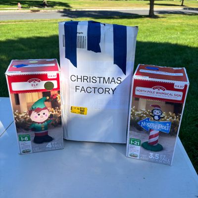 LOT 71: Christmas Inflatable Outdoor Lawn Decorations - 3pcs