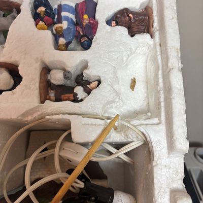 LOT 89: Dept 56 Postern, Town Wall Section & Little Town of Bethlehem