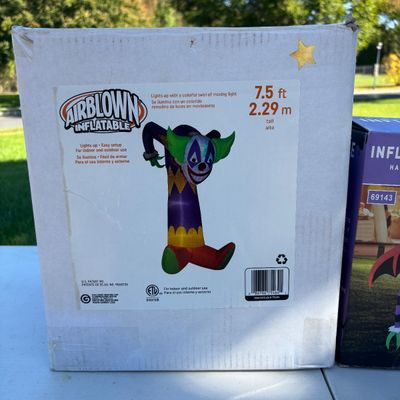 LOT 108: Halloween Inflatable Outdoor Lawn Decorations 2pcs