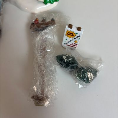 LOT 82: Dept 56 Snow Village Collection: Holly Brothers Garage, Pisa Pizza & Village Used Car Lot