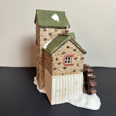 LOT 94: Dept 56 Limited Edition 1681 of 2500 Dickens Village Mill, New England Series Laurel Hill Church & Accessories