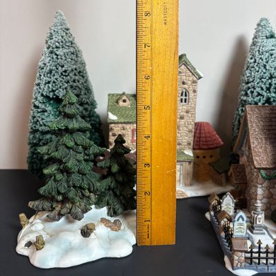 LOT 94: Dept 56 Limited Edition 1681 of 2500 Dickens Village Mill, New England Series Laurel Hill Church & Accessories