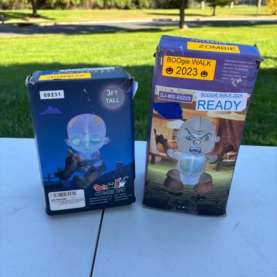LOT 106: Halloween Inflatable Outdoor Lawn Decorations 4pcs