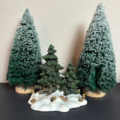 LOT 94: Dept 56 Limited Edition 1681 of 2500 Dickens Village Mill, New England Series Laurel Hill Church & Accessories