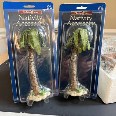LOT 48: Dept 56 Little Town of Bethlehem - Town Gate, Gatekeeper's Dwelling and Holiday Time Nativity Accessory Pain Trees