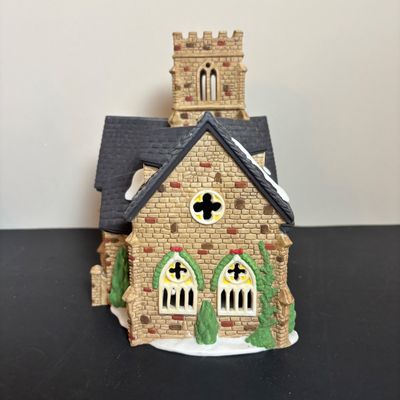 LOT 90: Dept 56 Dickens Village Houses & Accessories w/Original Boxes: Violet & Chestnut Vendor & Carolers, Peggotty's...
