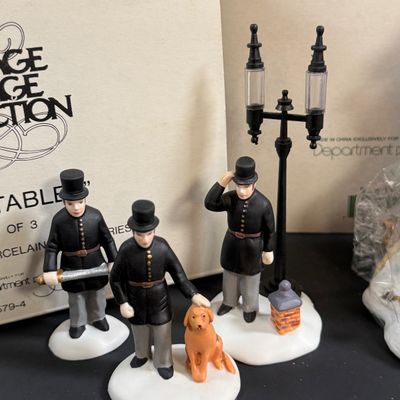 LOT 43: Dept 56 Holiday Accessories Constables, Double Pine Trees, Yeomen of the Guard, and Kings Road Cab