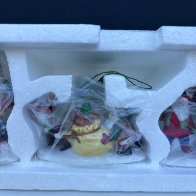LOT 77: Dept 56 Accessories w/Original Boxes: Boulevard Lampposts, Busy Sidewalk, Tis the Season, Santa's Little Helpers, Sing a...