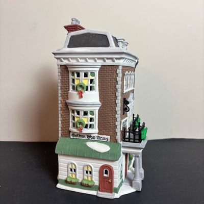LOT 99: Dept 56 Dickens Village Series Crown & Cricket Inn: 1st Edition Limited to 1992