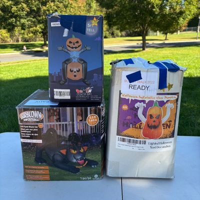 LOT 56: Halloween Inflatable Outdoor Lawn Decorations - 3pcs