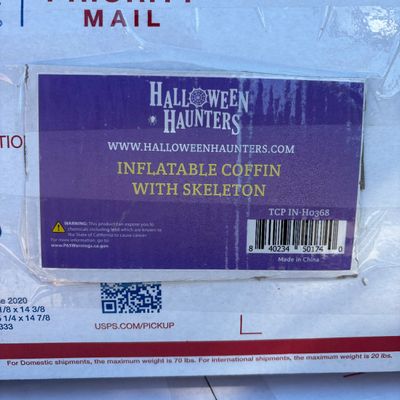 LOT 58: Halloween Inflatable Outdoor Lawn Decorations