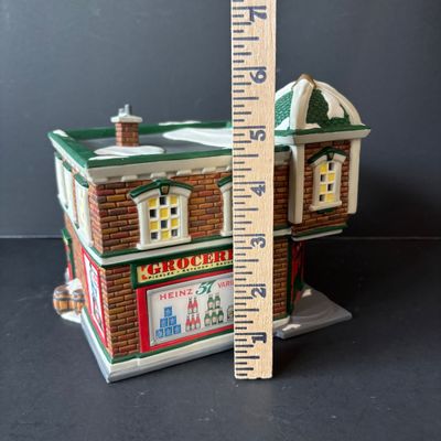 LOT 155: Department 56 Profiles The Heinz Grocery Store Christmas Village Building (3of 6)