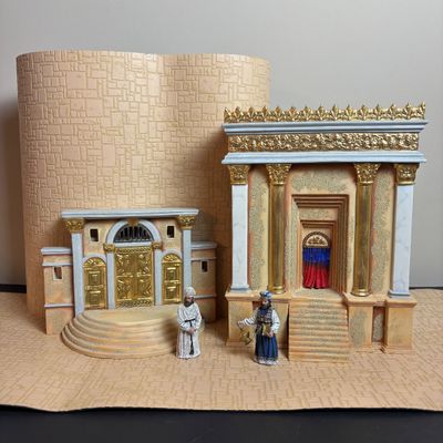 LOT 102: Dept 56 Little Town of Bethlehem Series: Herod's Temple