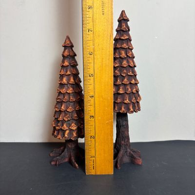 LOT 101: Dept 56 Accessories: Royal Coach, Yeomen of the Guard & Pine Cone Trees