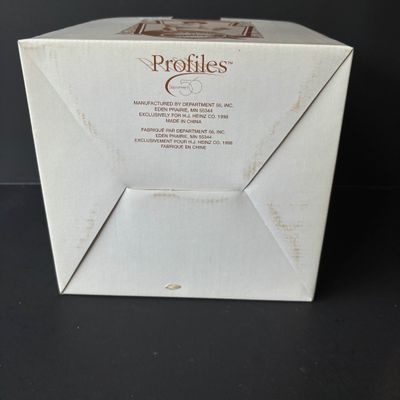 LOT 156: Department 56 Profiles The Heinz Grocery Store Christmas Village Building (2of6)