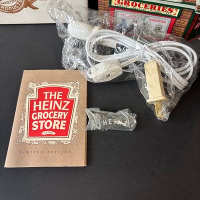 LOT 153: Department 56 Profiles The Heinz Grocery Store Christmas Village Building (5of 6)
