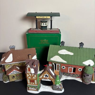 LOT 95: Dept 56 New England Series Pennsylvania Dutch Barn, Bluebird Seed & Bulb, Postern & Platform 2