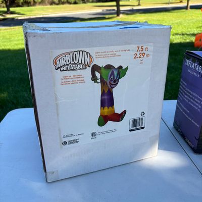 LOT 108: Halloween Inflatable Outdoor Lawn Decorations 2pcs