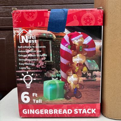 LOT 160: Christmas Inflatable Outdoor Lawn Decorations 3pcs