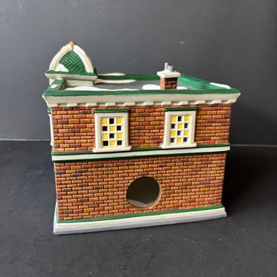 LOT 155: Department 56 Profiles The Heinz Grocery Store Christmas Village Building (3of 6)