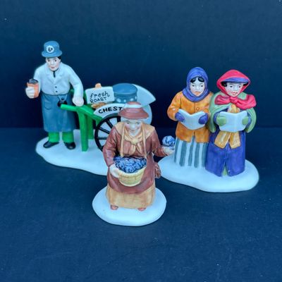 LOT 77: Dept 56 Accessories w/Original Boxes: Boulevard Lampposts, Busy Sidewalk, Tis the Season, Santa's Little Helpers, Sing a...