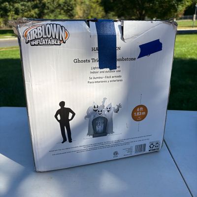 LOT 61: Halloween Inflatable Outdoor Lawn Decorations - 2pcs