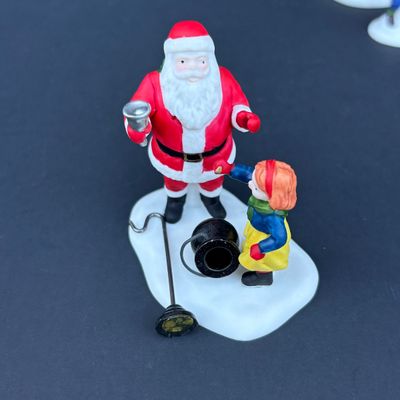 LOT 77: Dept 56 Accessories w/Original Boxes: Boulevard Lampposts, Busy Sidewalk, Tis the Season, Santa's Little Helpers, Sing a...